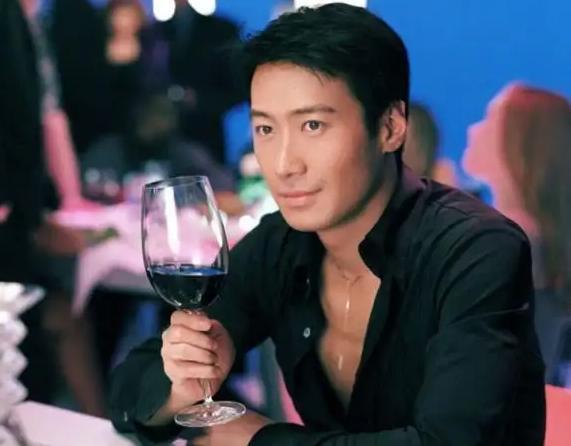 黎明电视剧全30集免费观看,绝对策略计划研究_社交版40.12.0